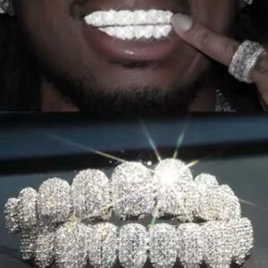 GRILL SET ICED OUT WHITE GOLD WGP
ATOMIC ENCRUSTED FULL SIZE BRAND NEW !!